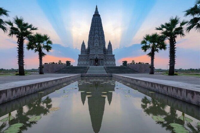 Varanasi to Bodhgaya: A Day of Spiritual Exploration - Key moments you’ll actually remember