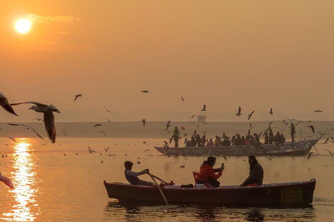 Varanasi tour in 2 days without accommodation - Sunrise on the Ganges: calm water, loud spirituality