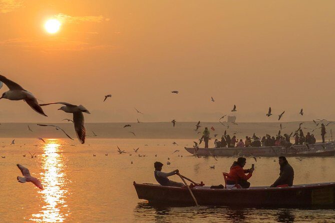 Varanasi tour in 3 days without accommodation - Day 2 on the Ghats: Manikarnika Cremation Rituals