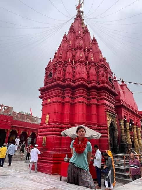 Visit the 3 largest temples in Benares - Three Temples, Three Gods in Varanasi’s Old Streets