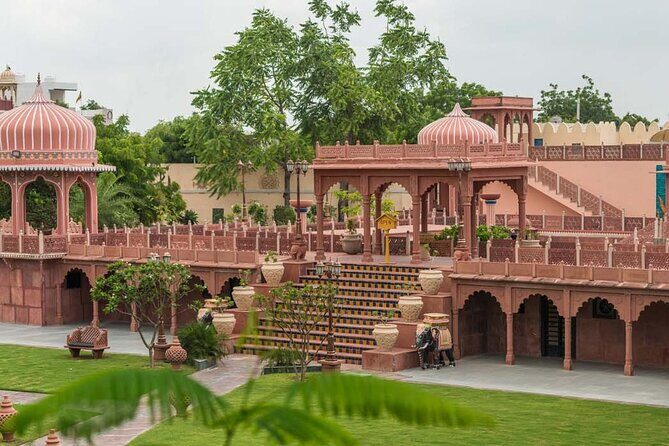 Visit to Chokhi Dhani multi cuisine dinner with transfers - Who this experience fits best (and who should skip)