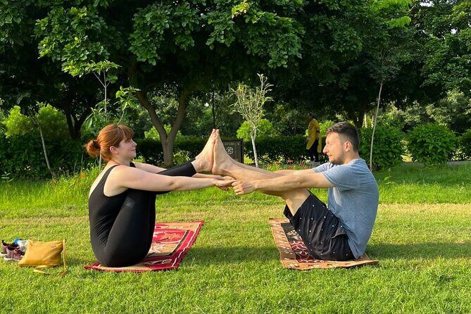 Yoga class in Delhi - Warm-ups and poses: hatha yoga you can actually follow