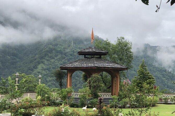 Yoga Retreat in India at Abhayaranya Yoga Ashram, Rishikesh - The 7-day routine: yoga, meditation, and Ayurveda support